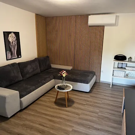 Prázdninový dům House Chris Pakoštane