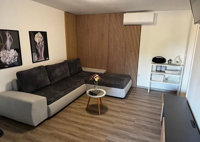 بيت للعطل House Chris باكوشتاني